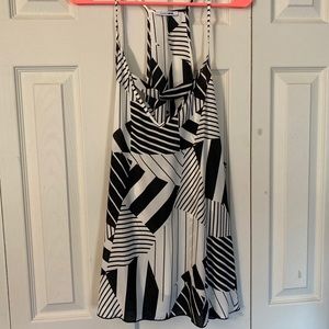 Geometric tank